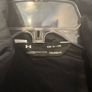 Under Armour lightweight puff jacket